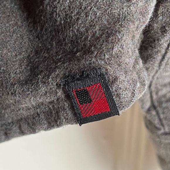 Woolrich Cotton Flannel Button Down XL - Picture 6 of 16